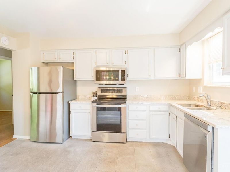 673 Karnak, Delhi Township, OH 45233 Photo 12