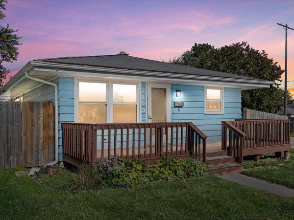 1400 Goold St, Racine, WI 53402