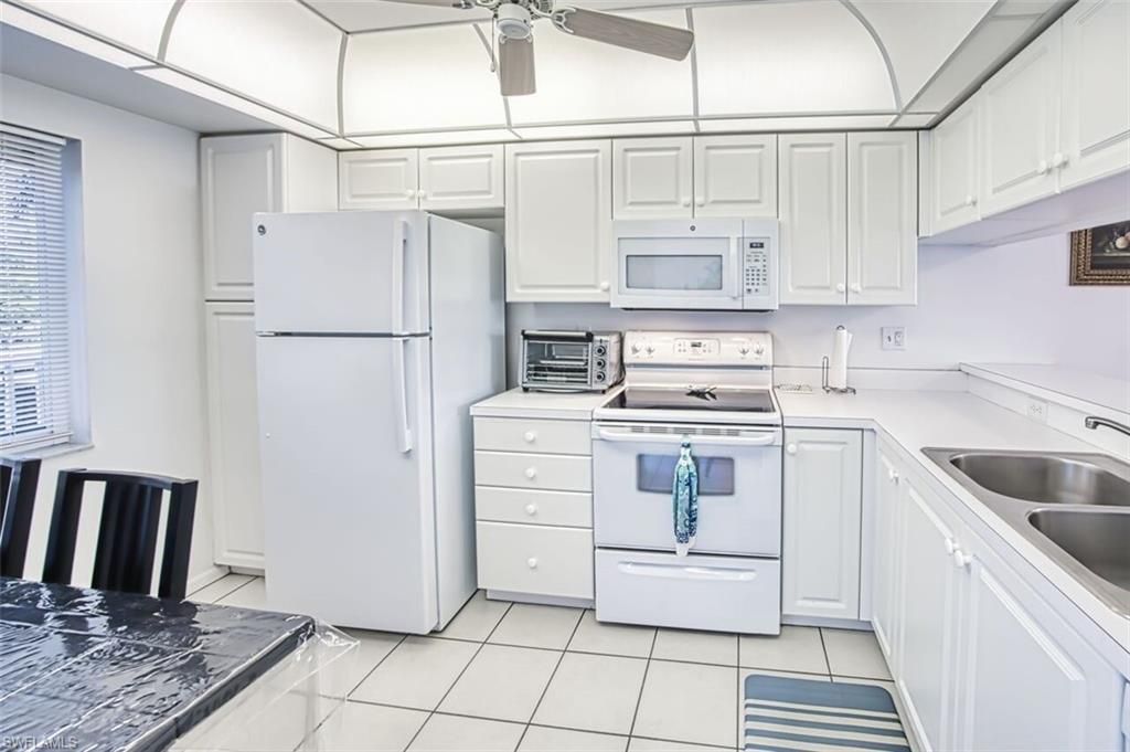 14801 Park Lake Dr , Unit 209, Fort Myers, FL 33919 Photo