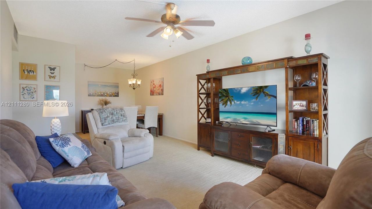 400 N Riverside Dr, Unit 305, Pompano Beach, FL 33062 Photo