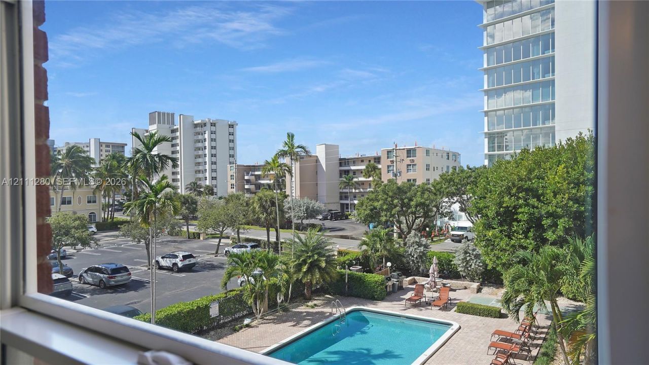400 N Riverside Dr, Unit 305, Pompano Beach, FL 33062 Photo