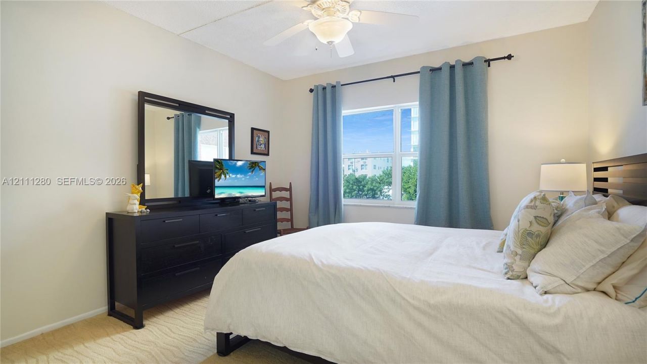 400 N Riverside Dr, Unit 305, Pompano Beach, FL 33062 Photo