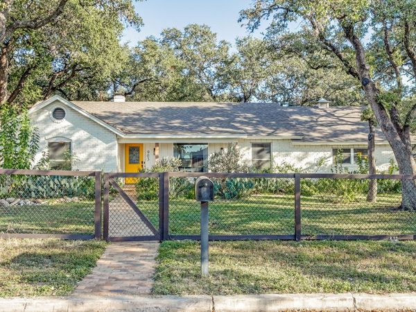 903 Mount Perkins, San Antonio, TX 78213