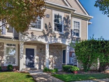 25843 Maritime Circle N, Harrison Township, Mi 48045