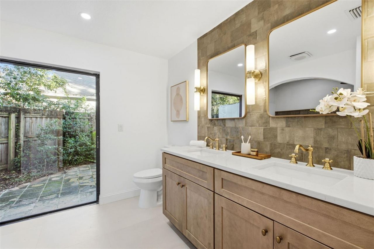204 W Ridgewood Court , Longwood, FL 32779 Photo