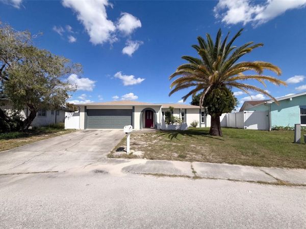 7515 VIENNA LANE , PORT RICHEY, FL 34668