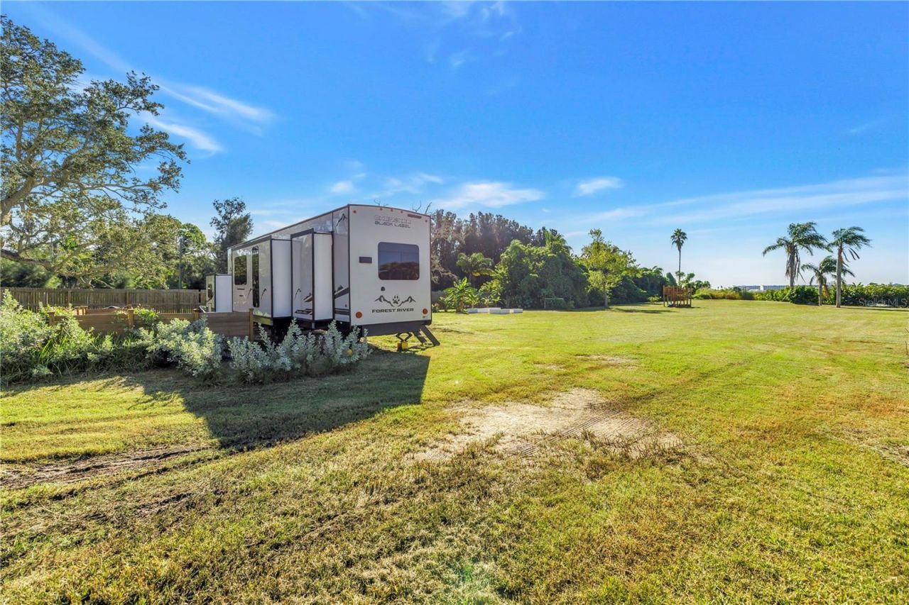 74th Avenue , Seminole, FL 33776 Photo