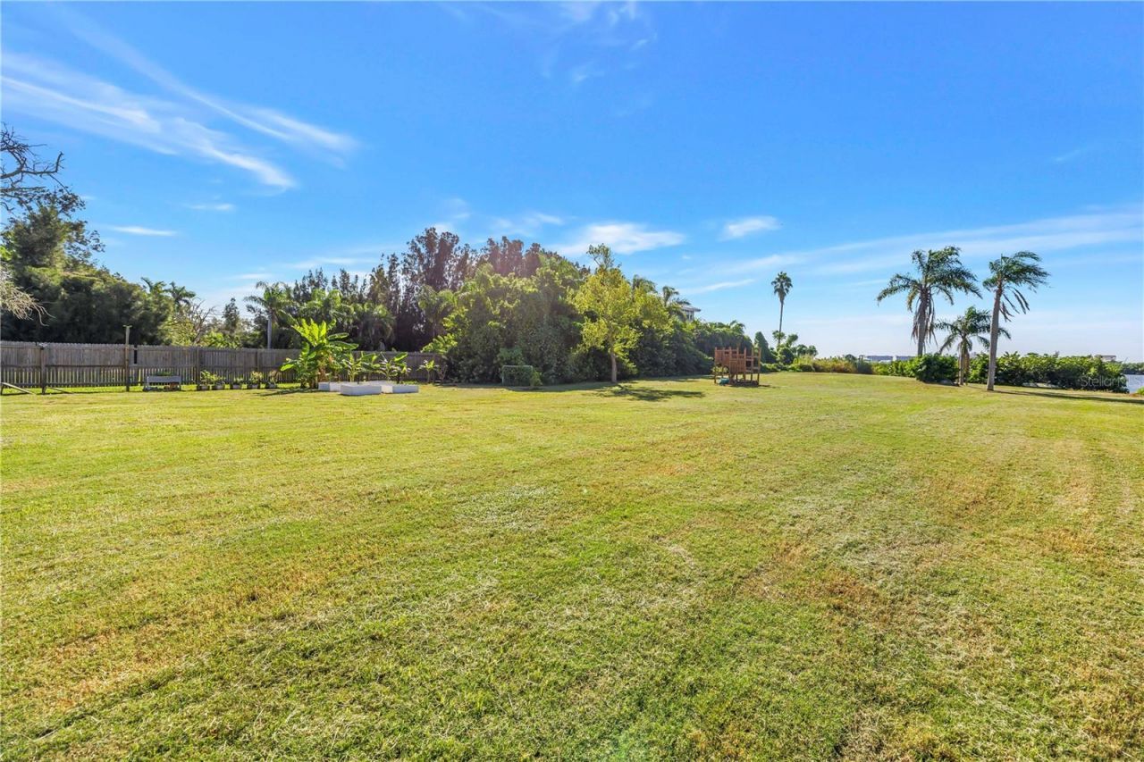 74th Avenue , Seminole, FL 33776 Photo