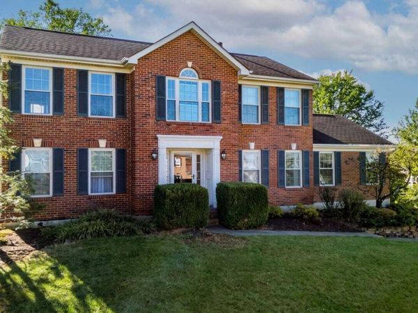 8526 Woodcreek Drive, Florence, KY 41042