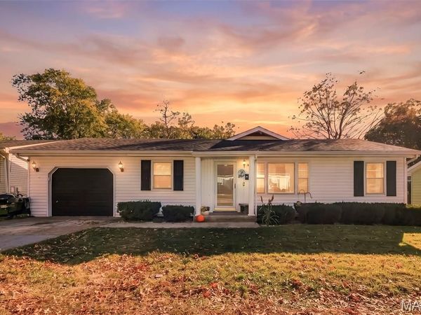 215 S 13th , Bowling Green, MO 63334