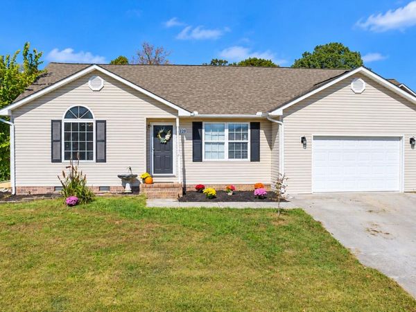 120 Oakleaf Circle, Jefferson City, TN 37760