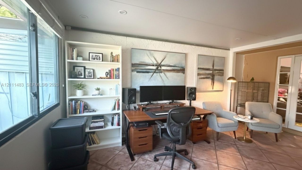 10417 NW 129th St, Unit Main, Hialeah Gardens, FL 33018 Photo