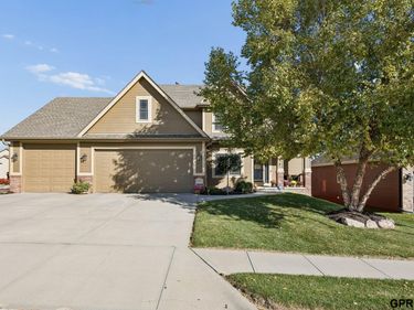 15424 Birch Avenue, Omaha, NE 68138