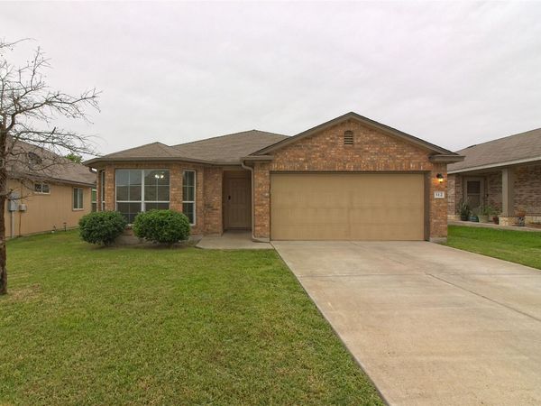 312 Foster LN , Jarrell, TX 76537