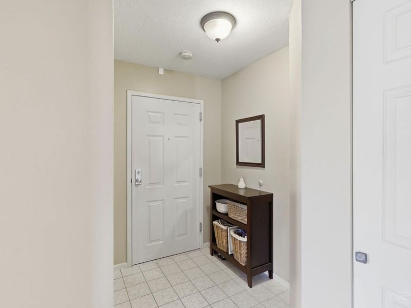 3302 Emerald Lakes Drive, Unit 6, Green Township, OH 45211 Photo 22