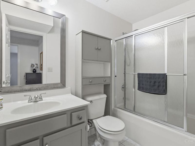 3302 Emerald Lakes Drive, Unit 6, Green Township, OH 45211 Photo 41