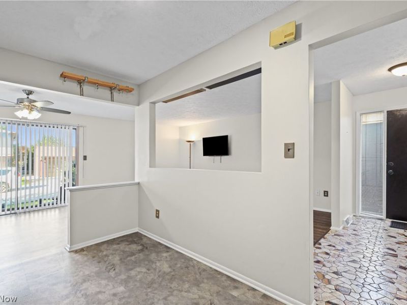 7569 Creekwood Drive, Unit 21D, North Royalton, OH 44133 Photo 20