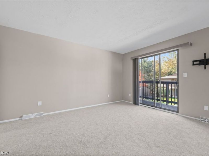 7569 Creekwood Drive, Unit 21D, North Royalton, OH 44133 Photo 27