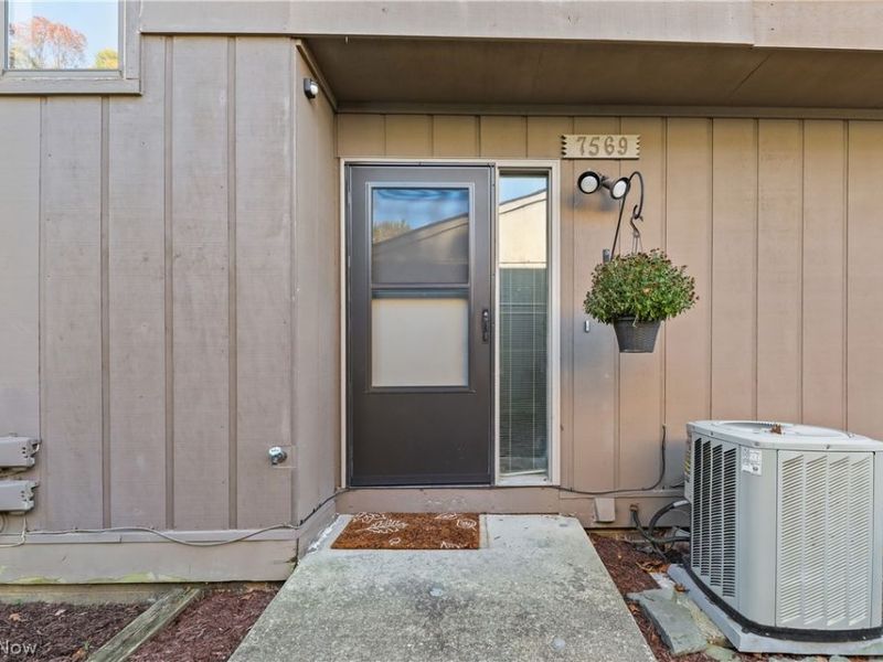 7569 Creekwood Drive, Unit 21D, North Royalton, OH 44133 Photo 3