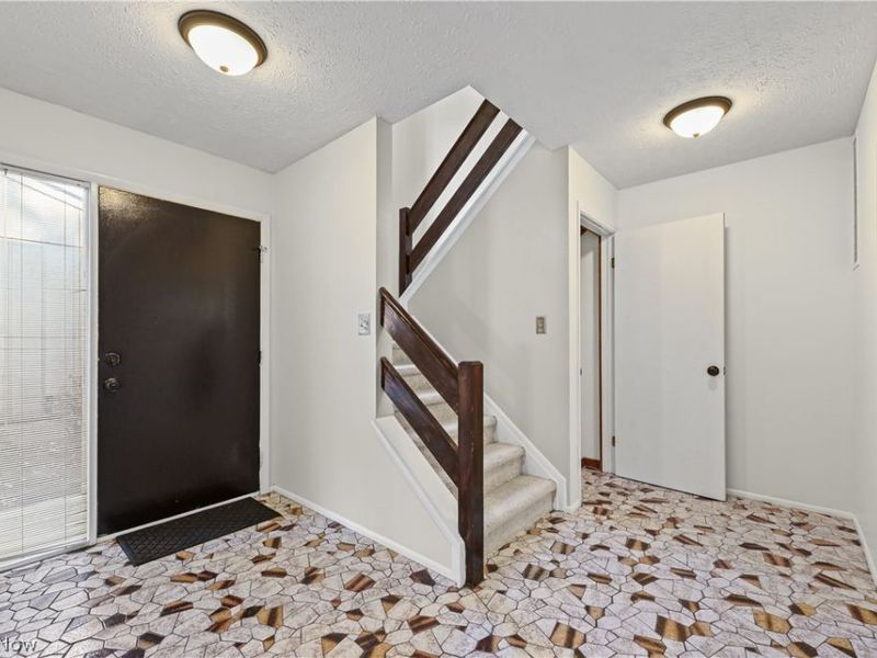 7569 Creekwood Drive, Unit 21D, North Royalton, OH 44133 Photo 5
