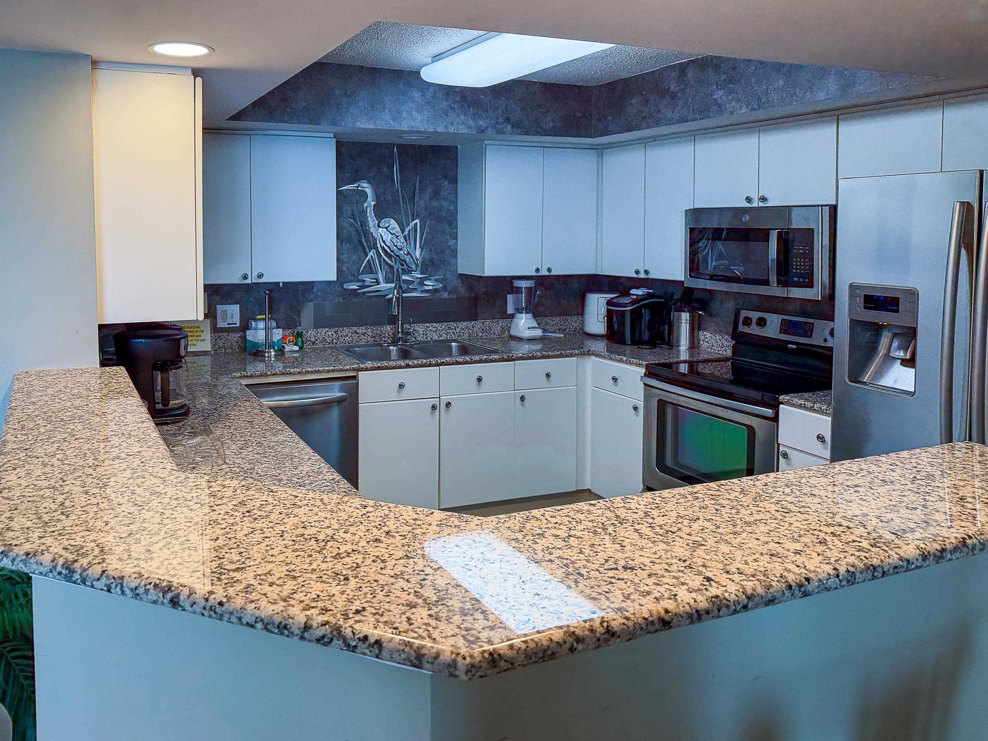8560 Queensway Blvd.  Photo 16