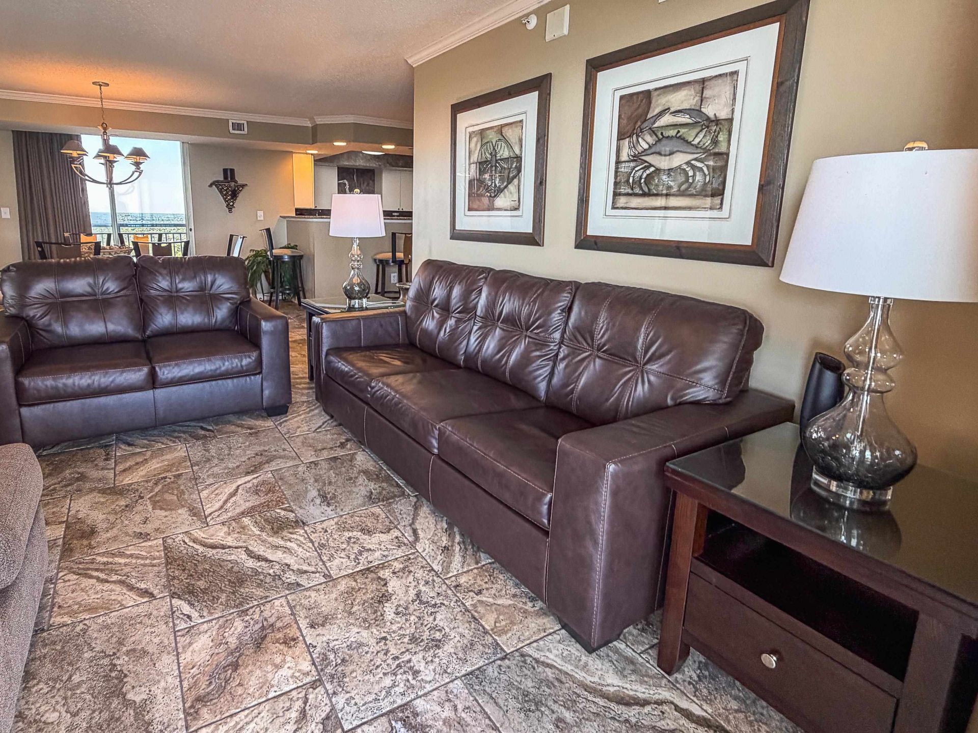 8560 Queensway Blvd.  Photo 8