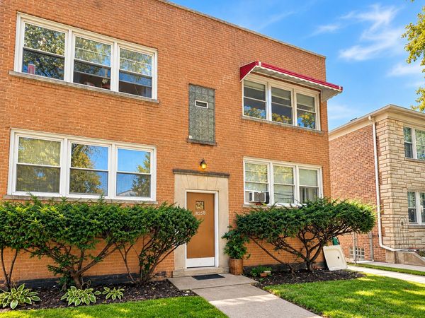 2823 W balmoral Street , Unit 2W, Chicago, IL 60625