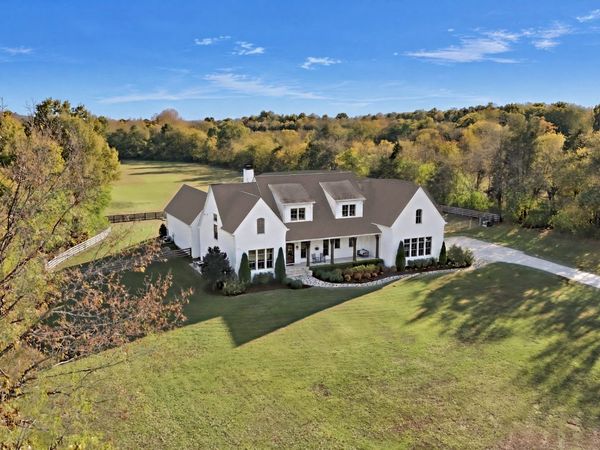 6659 Flat Creek Rd , Spring Hill, TN 37174