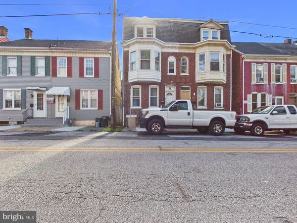 542 N PERSHING AVENUE , YORK, PA 17404