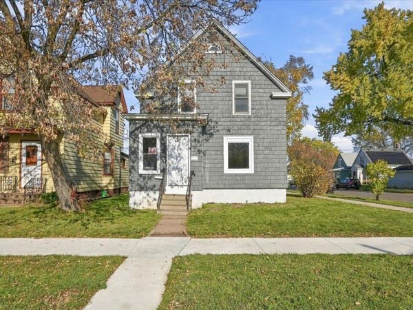 1301 N 19th St, Superior, WI 54880
