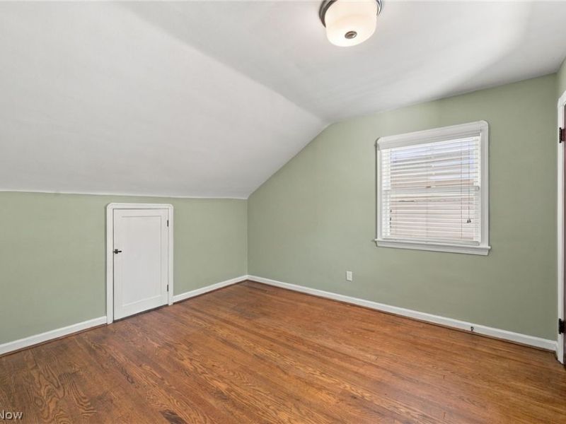 1420 Worton Boulevard , Mayfield Heights, OH 44124 Photo 11