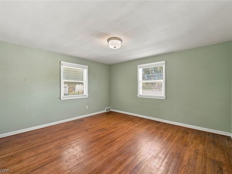 1420 Worton Boulevard , Mayfield Heights, OH 44124 Photo 16
