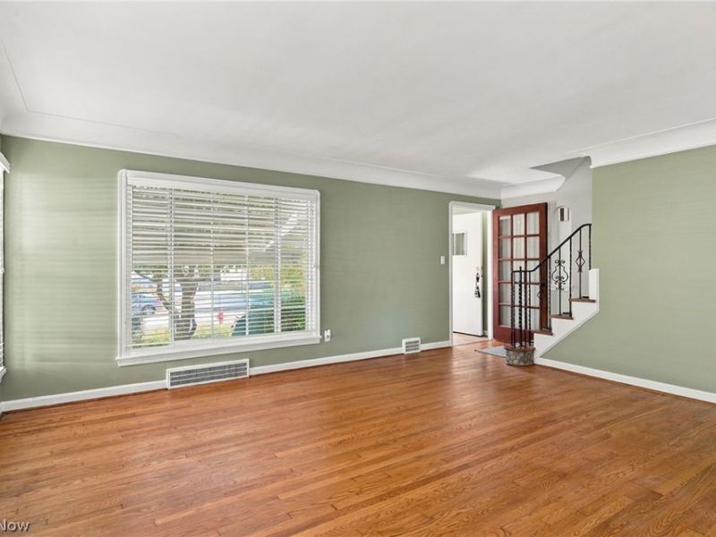 1420 Worton Boulevard , Mayfield Heights, OH 44124 Photo 5
