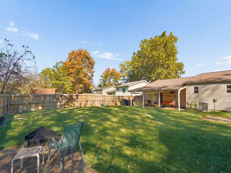 817 Upwoods Drive , Columbus, OH 43228 Photo 16