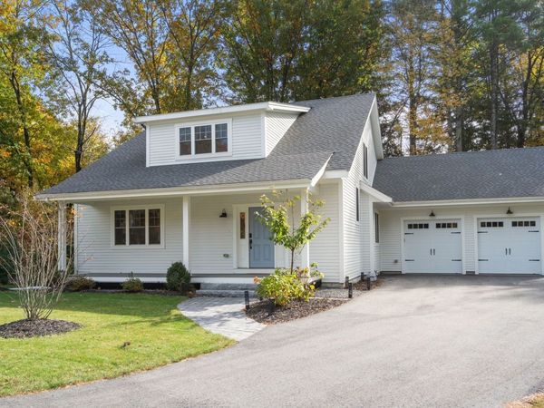 3 Emmeline Path, Unit 3, Wayland, MA 01778