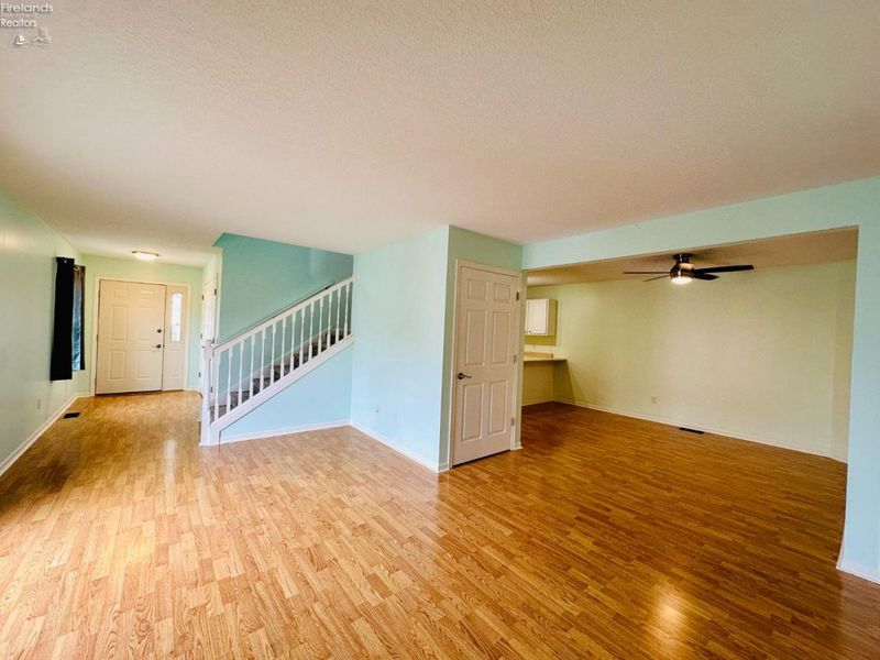 503 Elise Lane, Gibsonburg, OH 43431 Photo 11