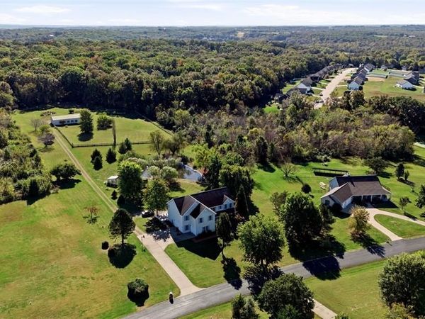 528 Grandview Farms Drive , Union, MO 63084