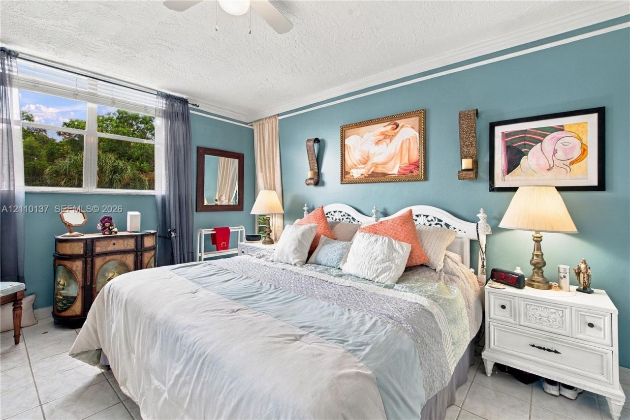 2871 Somerset Dr, Unit 205, Lauderdale Lakes, FL 33311 Photo