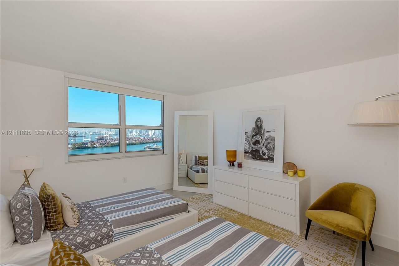 90 Alton Rd , Unit 2410, Miami Beach, FL 33139 Photo