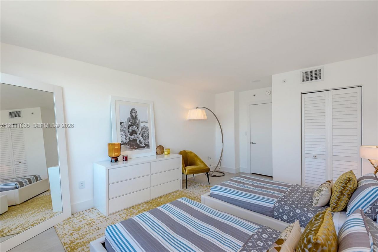 90 Alton Rd , Unit 2410, Miami Beach, FL 33139 Photo