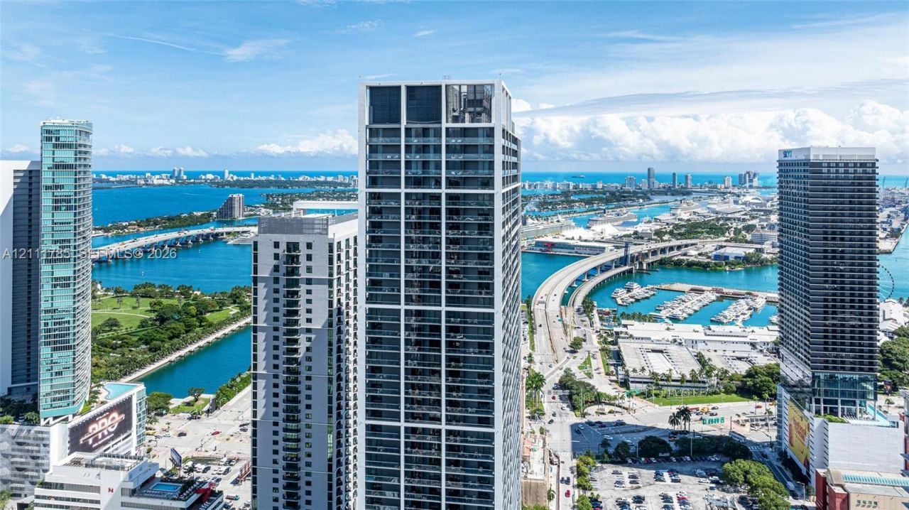 159 NE 6th St , Unit 4803, Miami, FL 33132 Photo