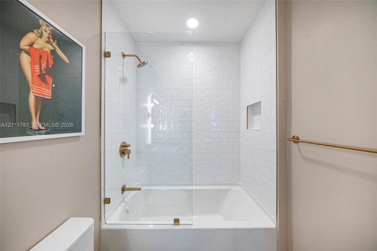 159 NE 6th St , Unit 4803, Miami, FL 33132 Photo