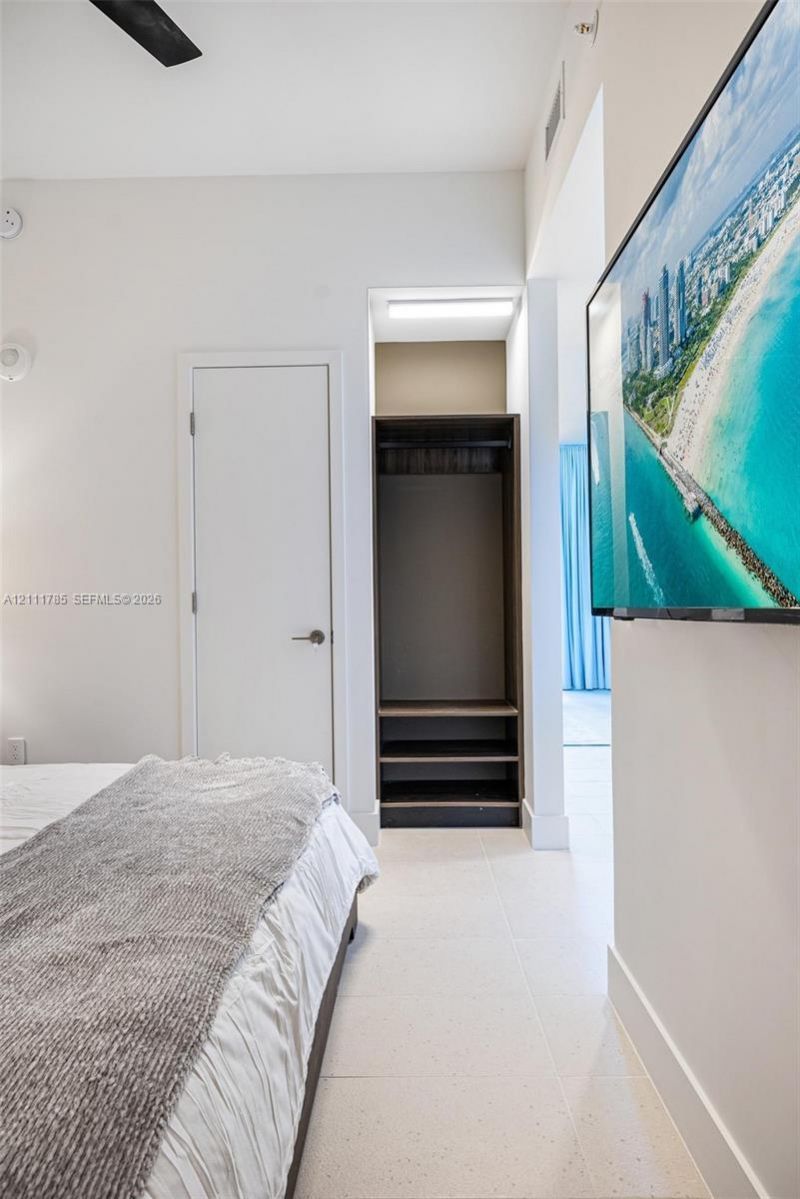 159 NE 6th St , Unit 4803, Miami, FL 33132 Photo