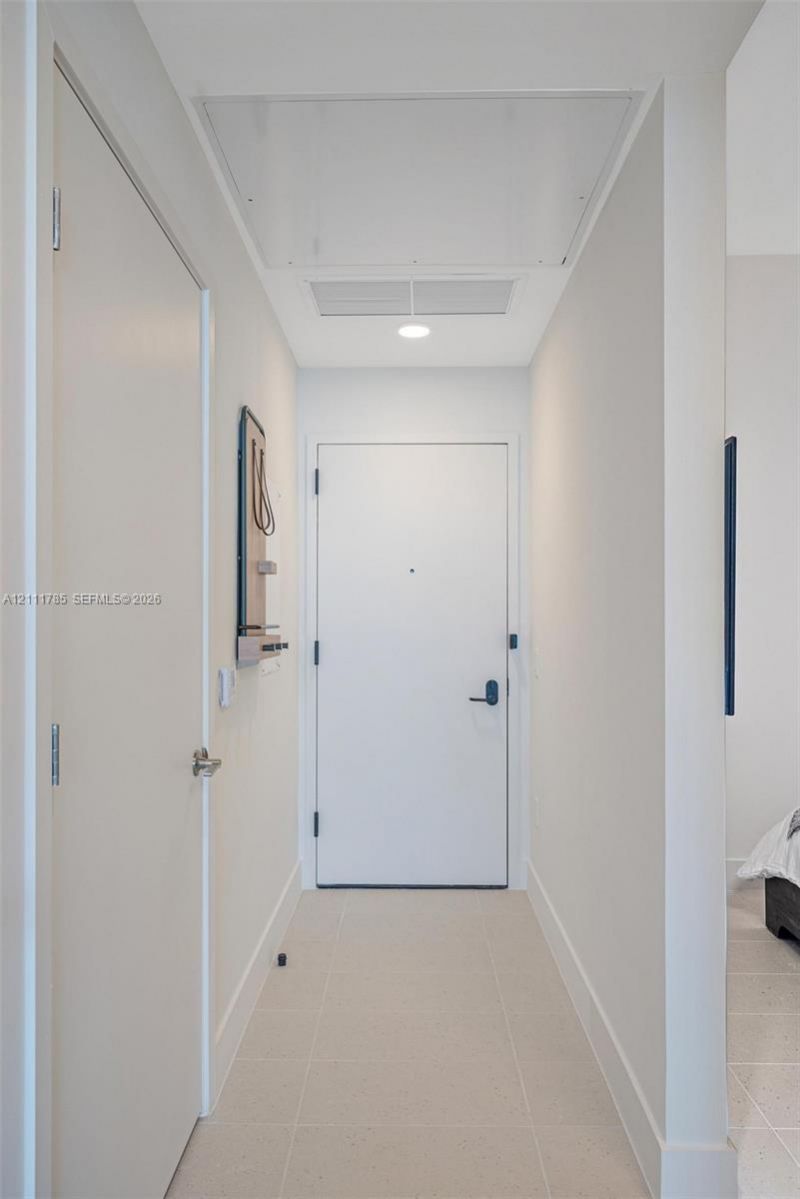 159 NE 6th St , Unit 4803, Miami, FL 33132 Photo