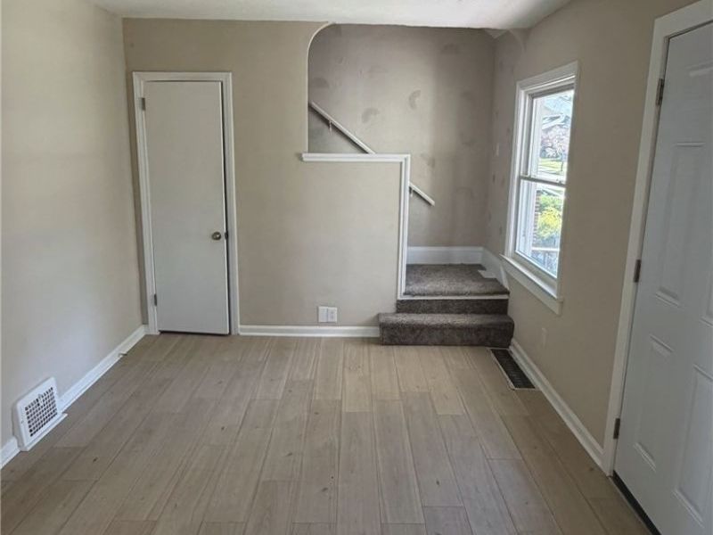 22401 Arms Avenue , Euclid, OH 44123 Photo 21