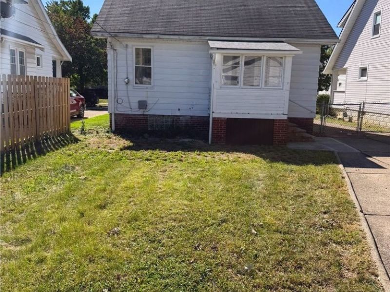 22401 Arms Avenue , Euclid, OH 44123 Photo 49