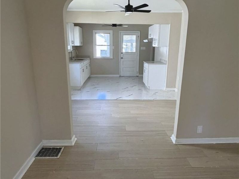 22401 Arms Avenue , Euclid, OH 44123 Photo 9
