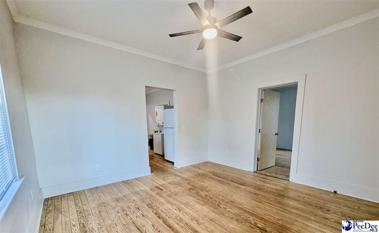 1110 Oakland Ave. Photo 5