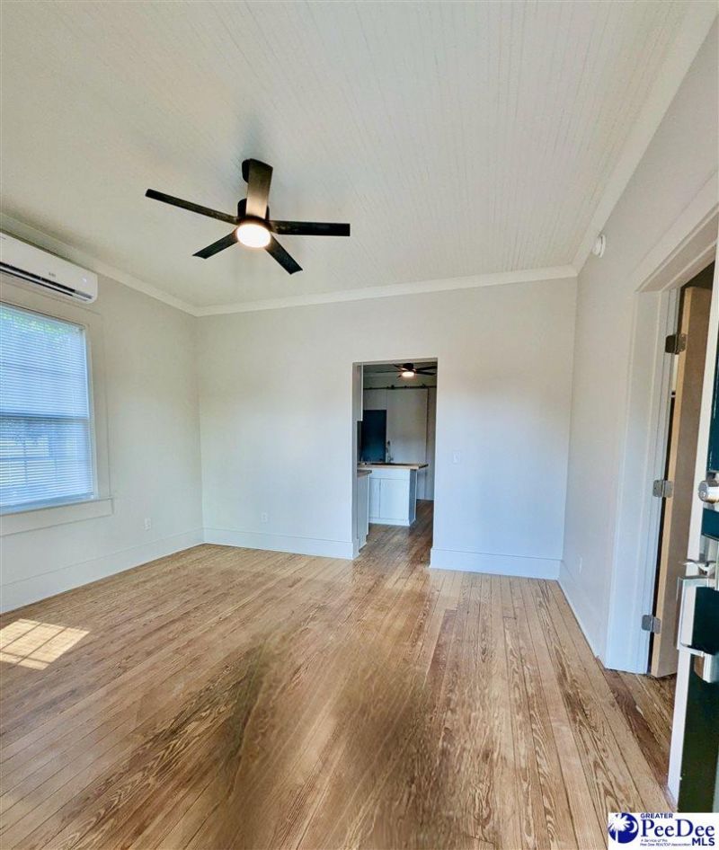 1110 Oakland Ave. Photo 6