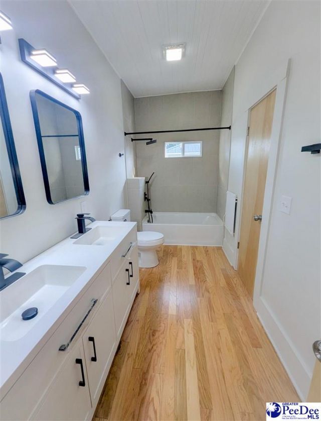 1110 Oakland Ave. Photo 8